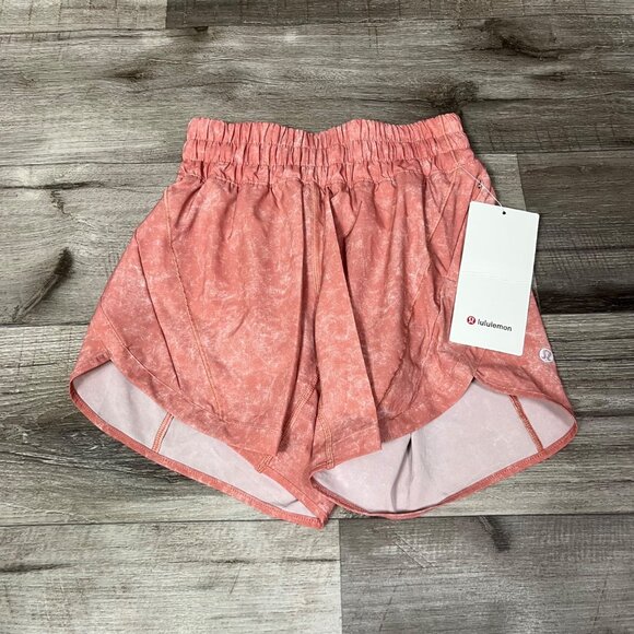 Lululemon Athletic Track That MR Short Lined 5” NWT Pink Savannah Women’s Size 2 - Picture 1 of 9
